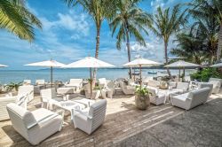 Twin Palms Phuket Resort